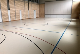 Sporthalle Busswil