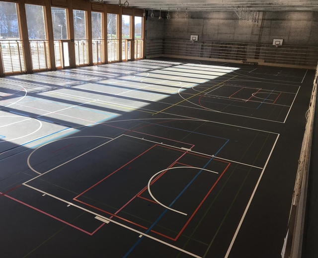 Sporthalle